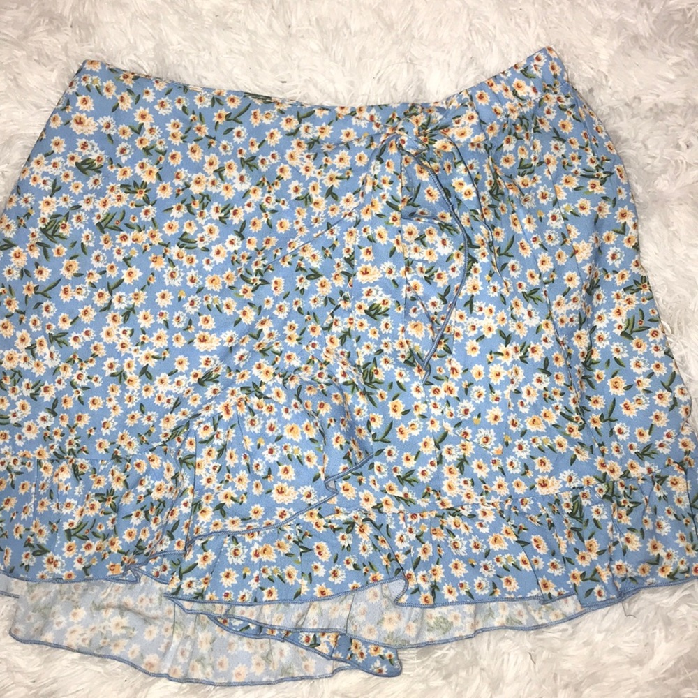daisy skort